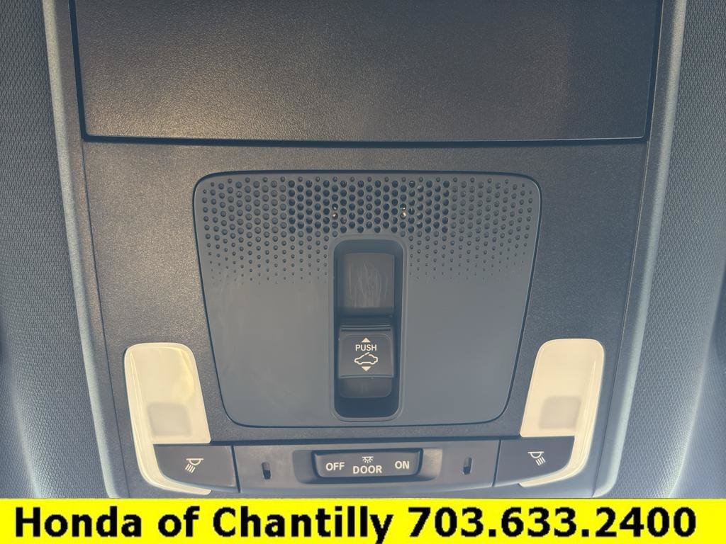 Used 2025 Honda CR-V Sport image 18