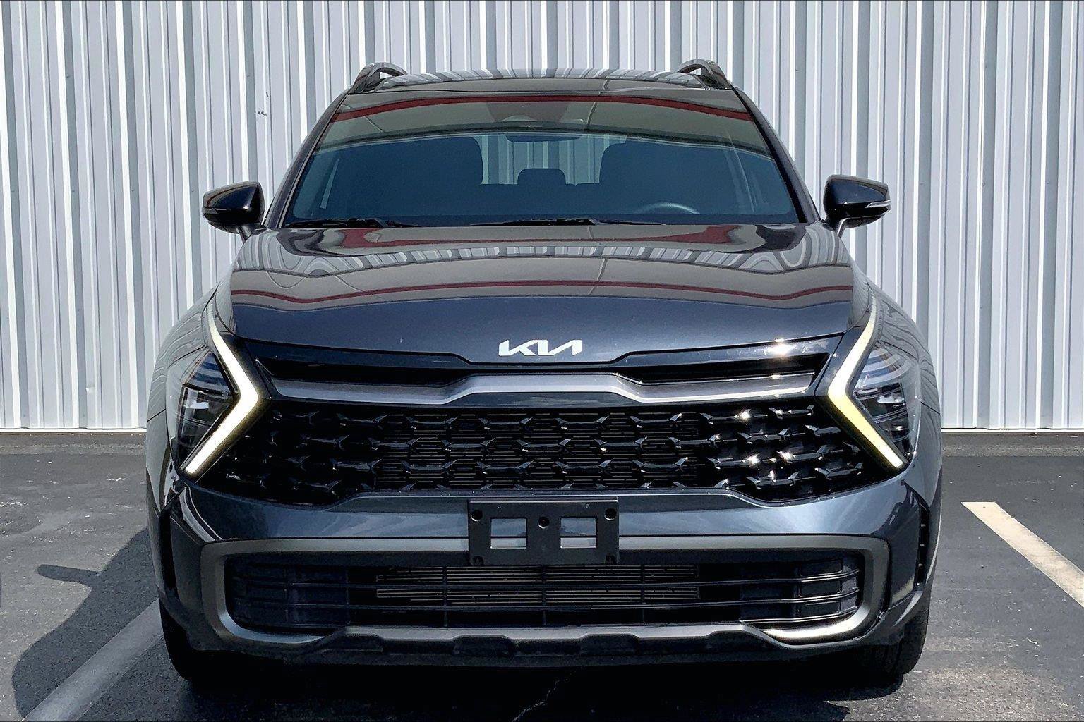 Used 2024 Kia Sportage X-Line w/ X-Line Premium Package AWD/4WD image 3