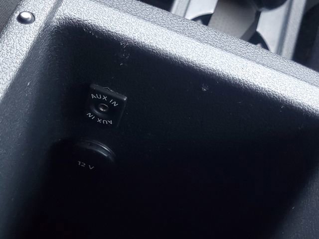 Used 2014 Volkswagen Tiguan S image 25