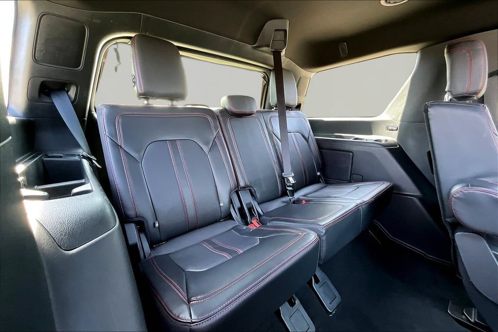 Used 2024 Ford Expedition Limited RWD image 28