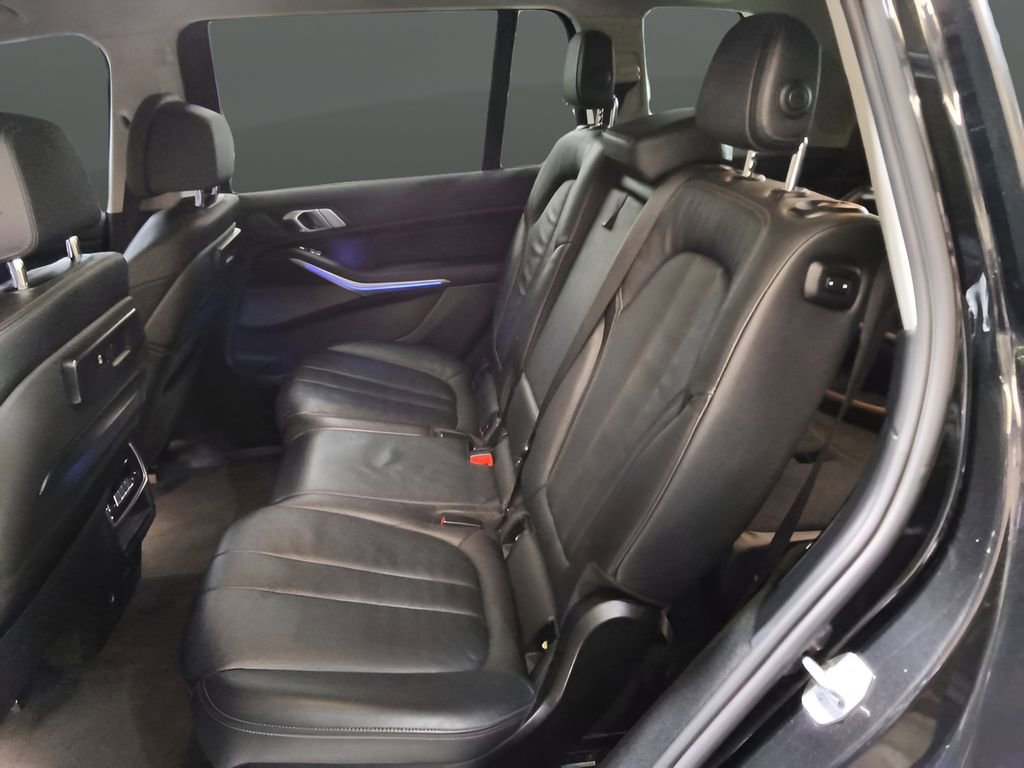 Used 2021 BMW X7 xDrive40i AWD/4WD image 27