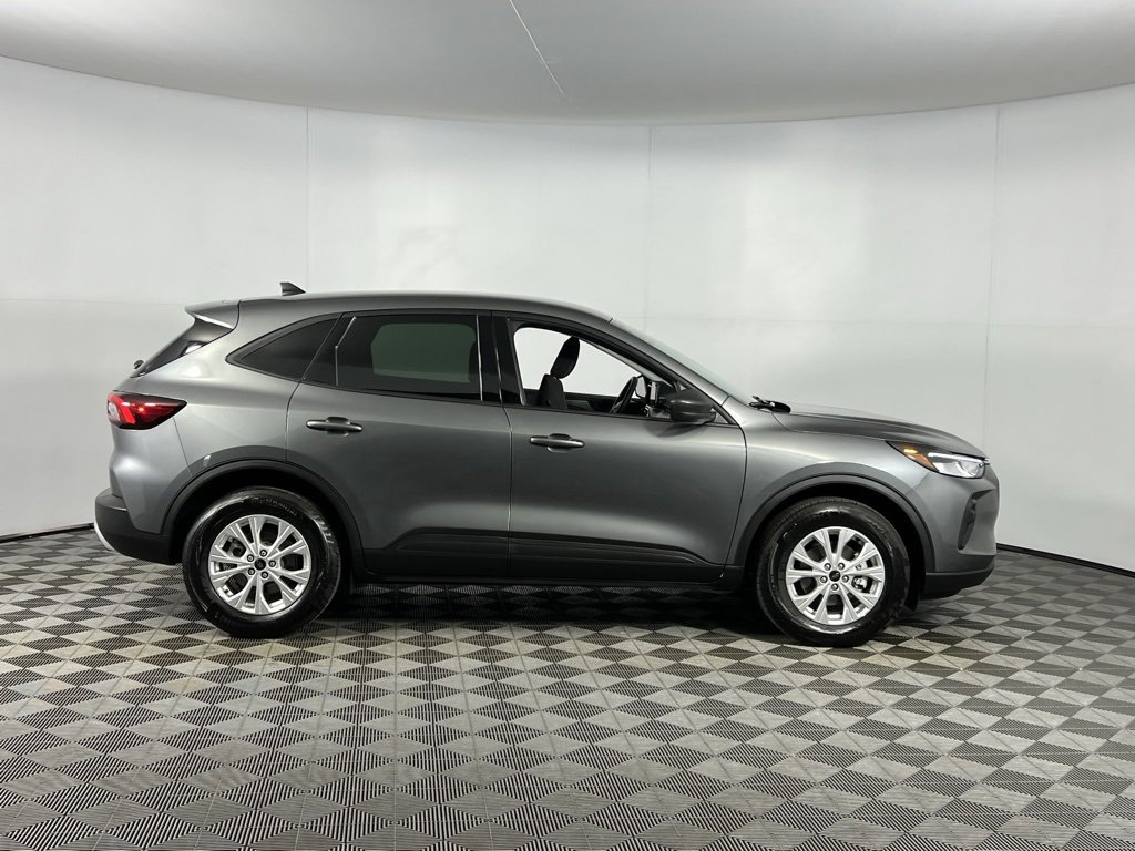 Used 2025 Ford Escape Active image 6