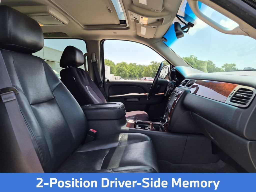 Used 2013 Chevrolet Suburban LTZ AWD/4WD image 27