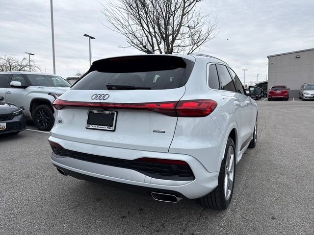 Certified 2025 Audi Q5 Prestige image 5