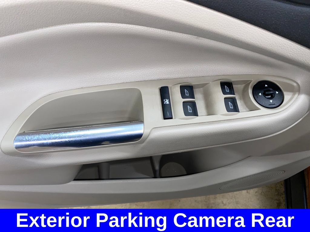 Used 2017 Ford Escape SE AWD/4WD image 10