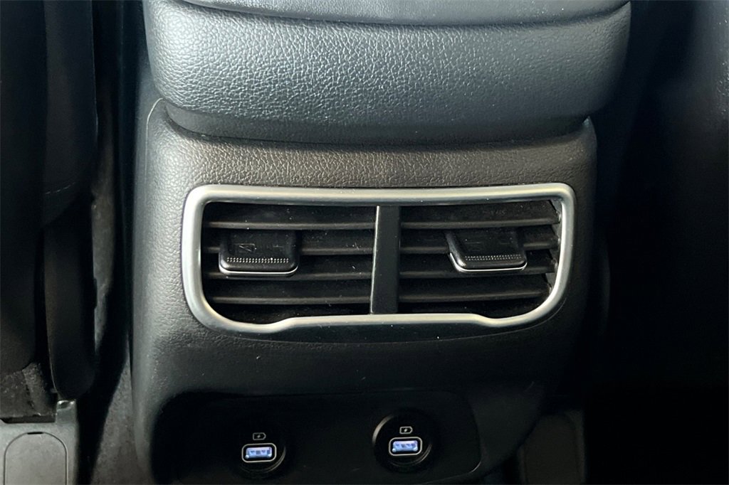 Used 2023 Hyundai Santa Fe SEL image 18