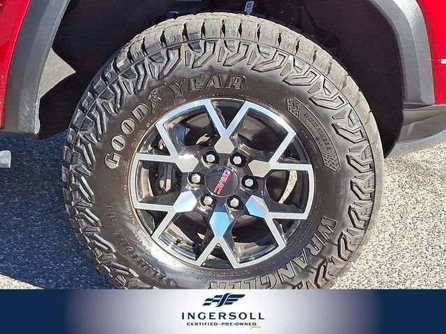 Used 2024 GMC Canyon AT4X image 11