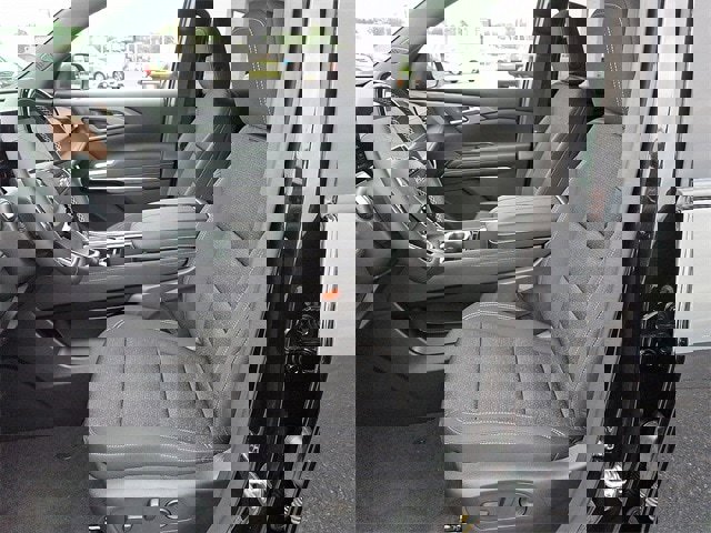 New 2025 Chevrolet Traverse LT w/ Enhanced Driving Package image 10