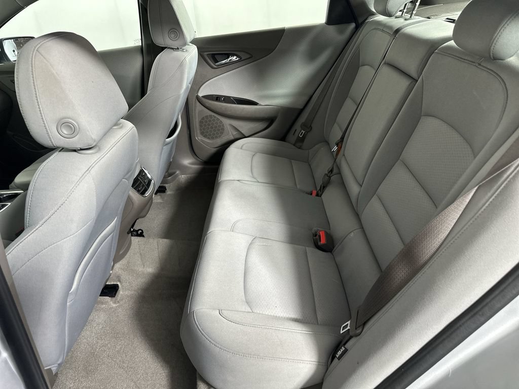 Used 2018 Chevrolet Malibu LT FWD image 25