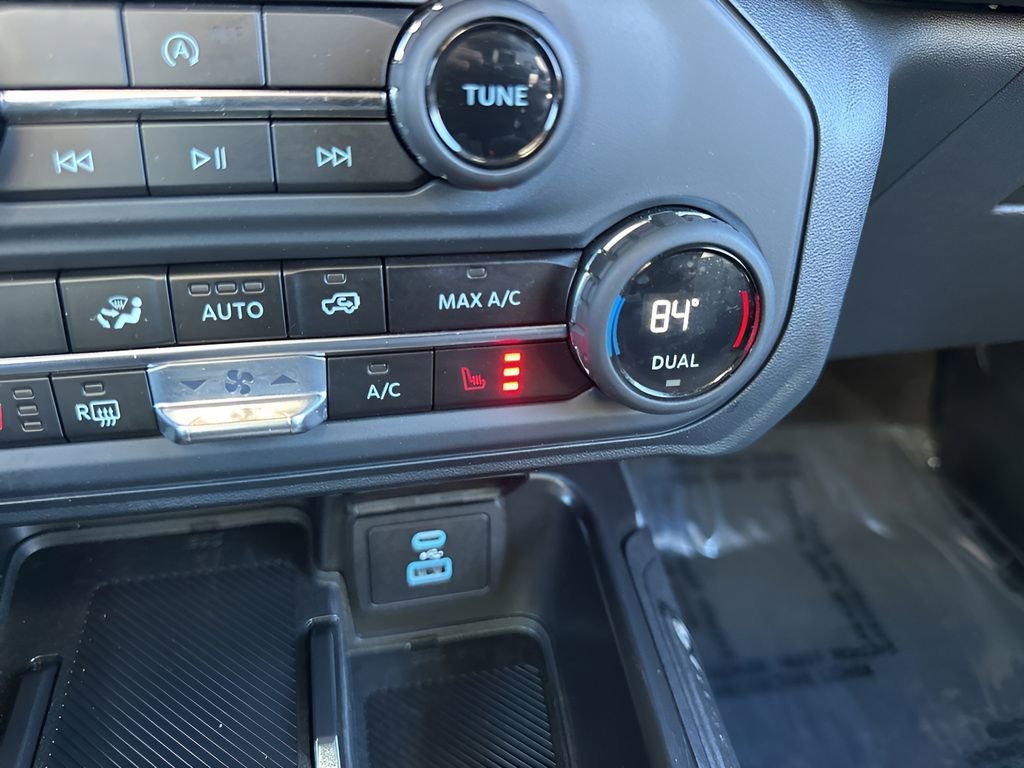 Used 2025 Ford Bronco Outer Banks image 29