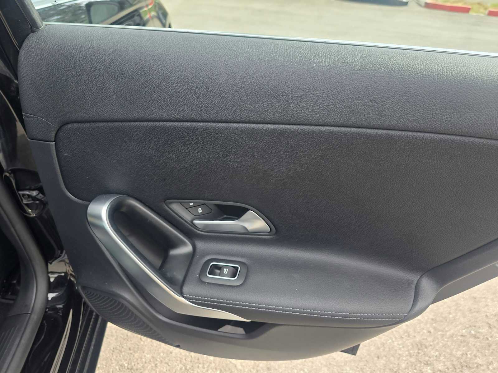 Used 2022 Mercedes-Benz A 220 4MATIC image 13