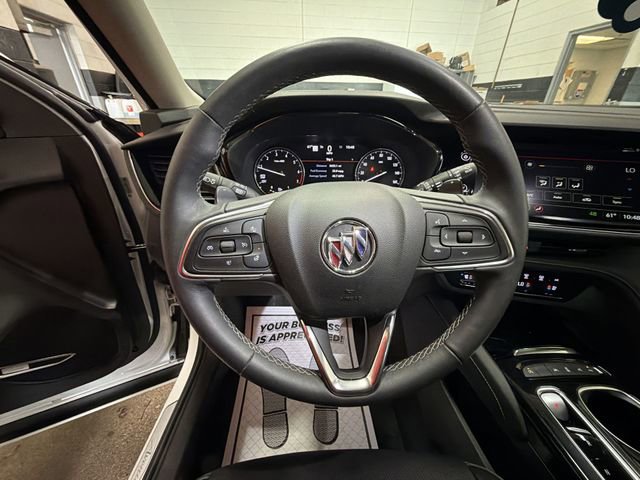 Used 2022 Buick Envision Avenir w/ Technology Package II image 14