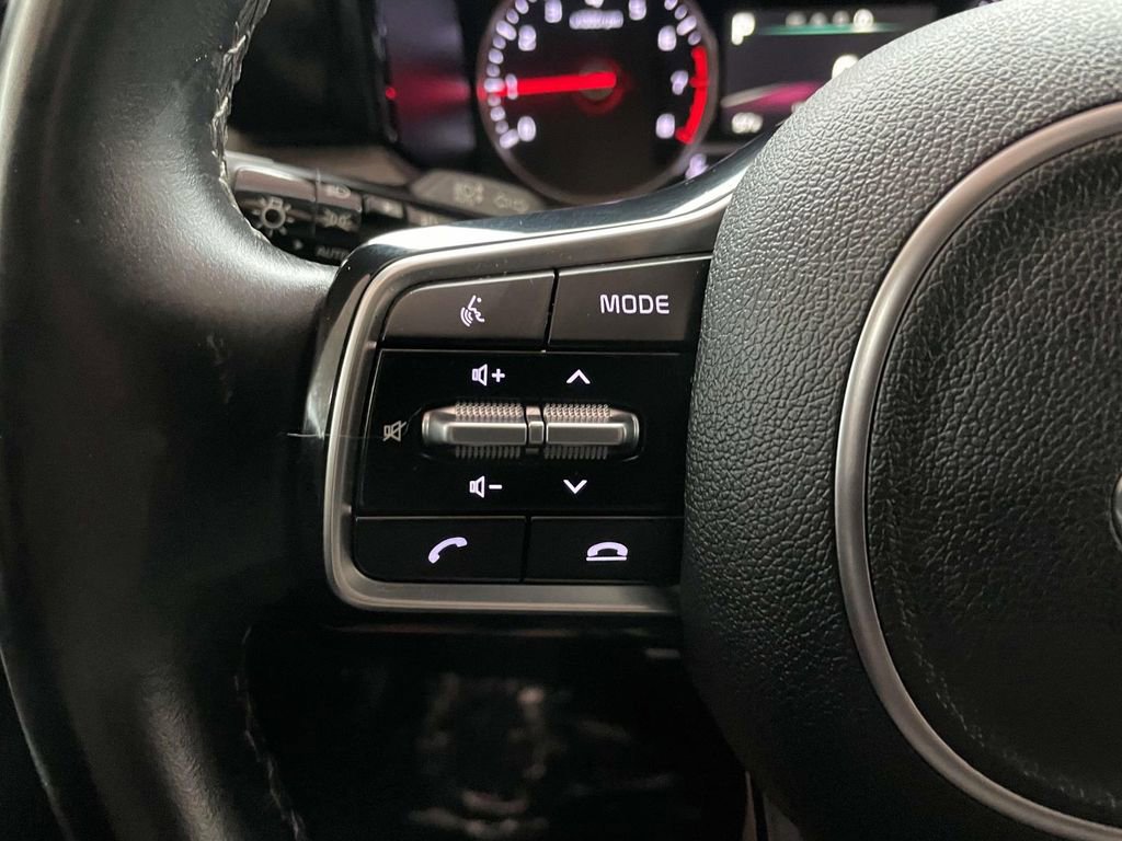 Used 2021 Kia Sorento EX image 30