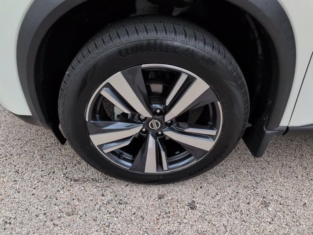 Used 2021 Nissan Rogue SL w/ Premium Package AWD/4WD image 13