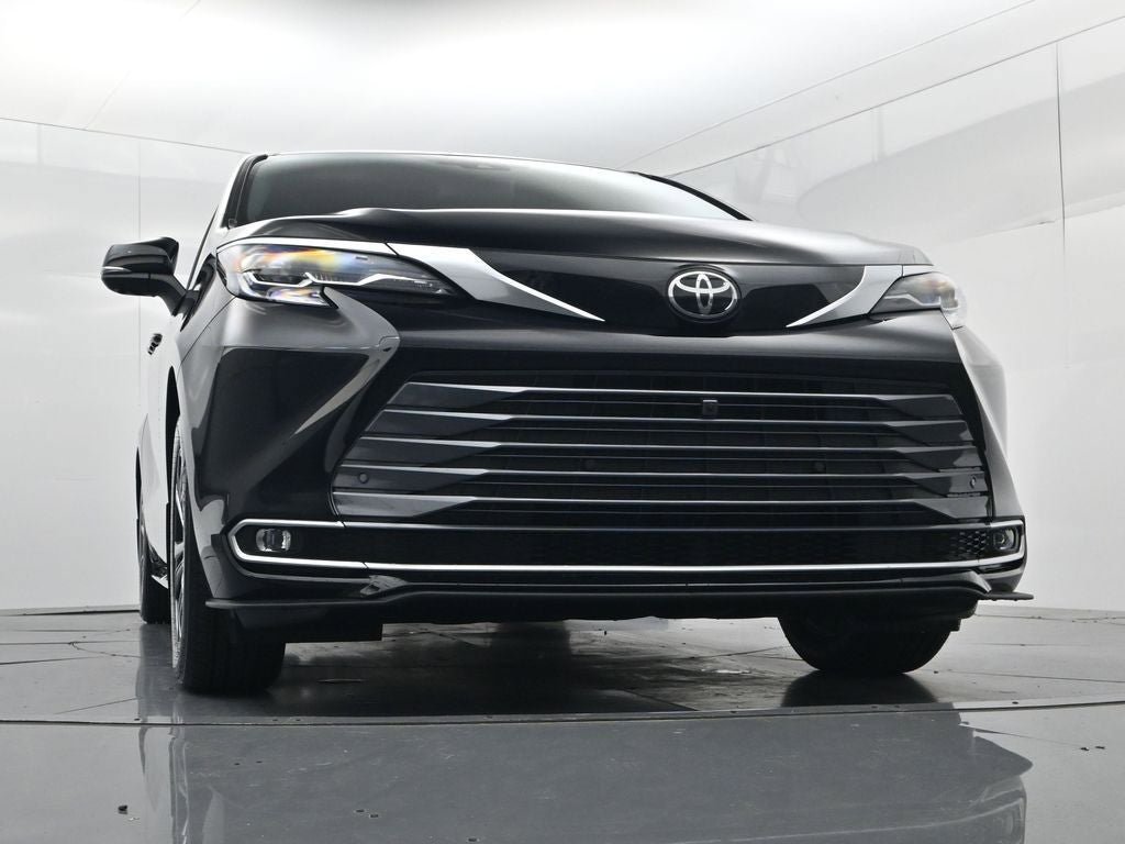 New 2026 Toyota Sienna Platinum AWD/4WD image 58