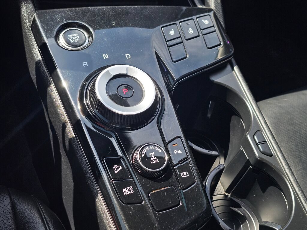 Used 2023 Kia Sportage EX AWD/4WD image 18