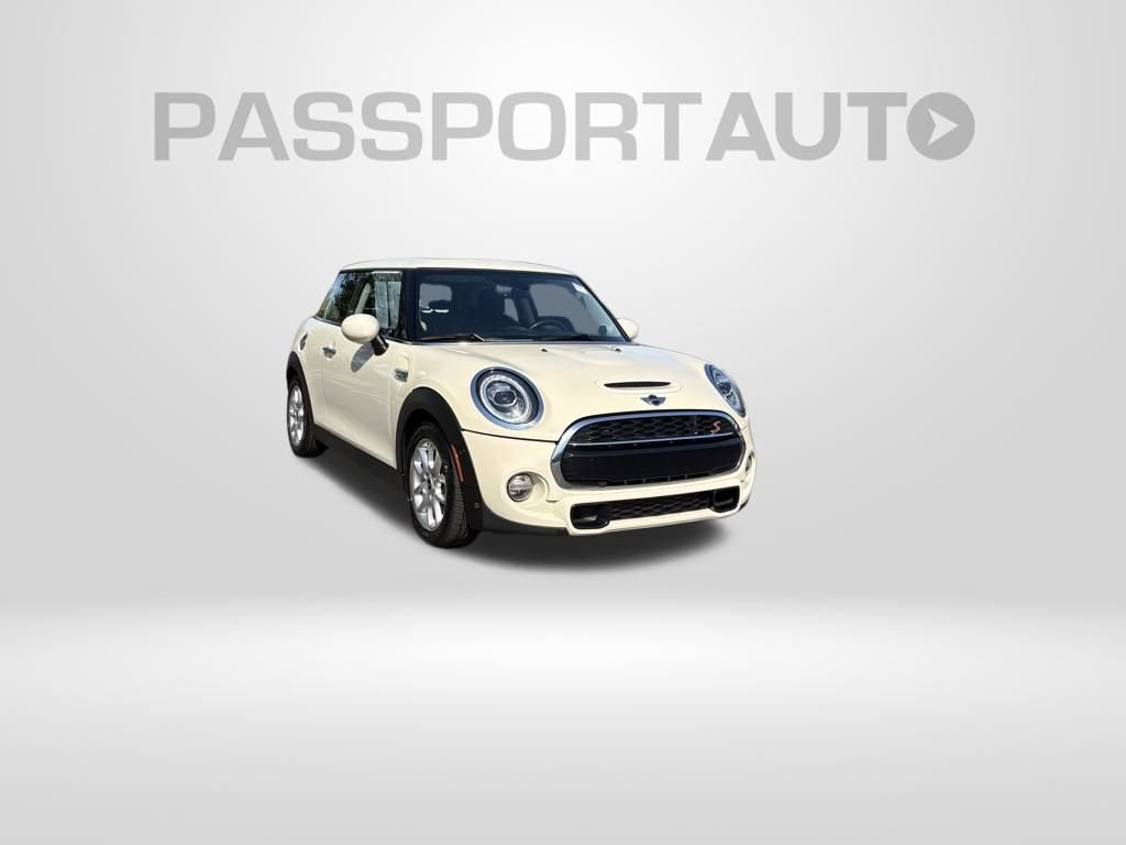 Used 2018 MINI Cooper S image 3
