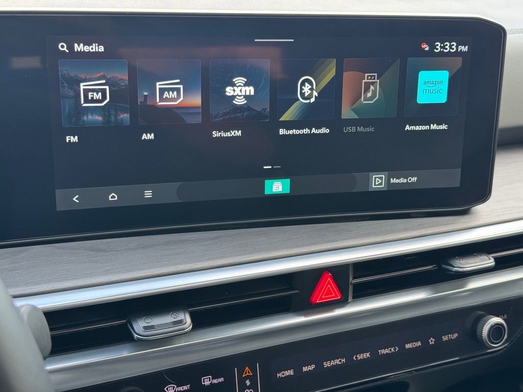 Certified 2025 Kia Sorento SX image 23