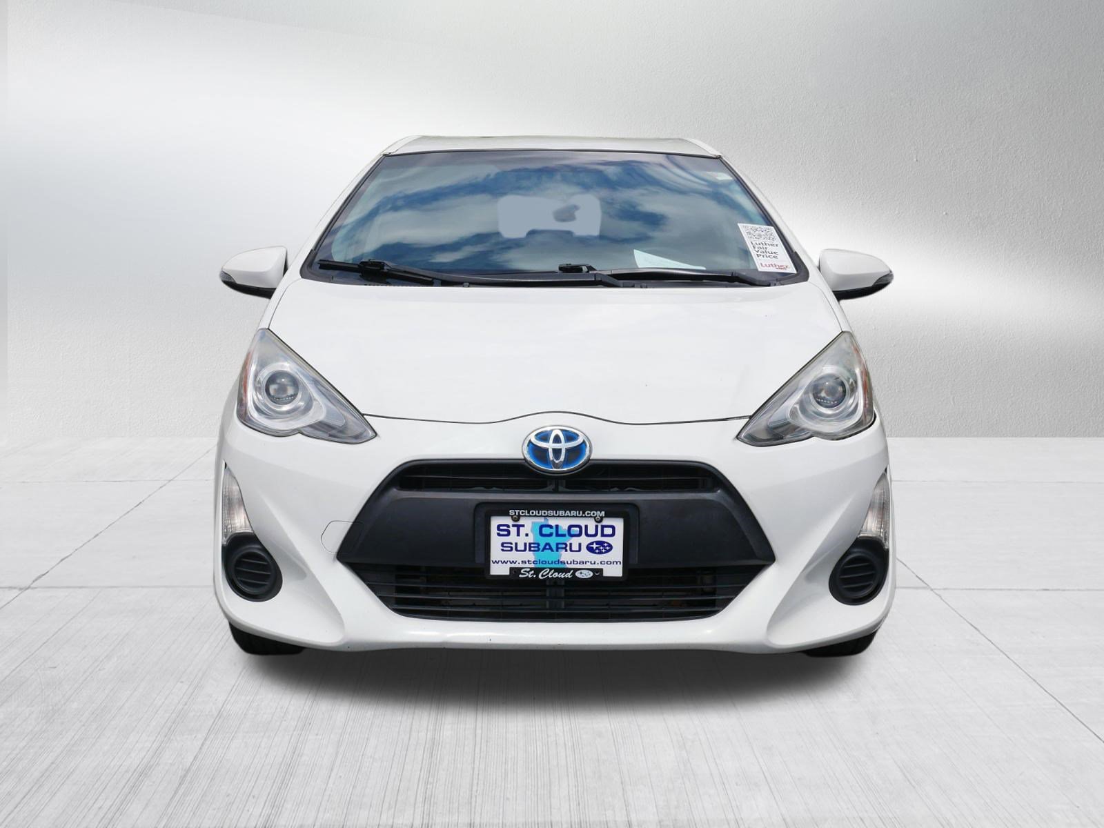 Used 2015 Toyota Prius C One FWD video 2