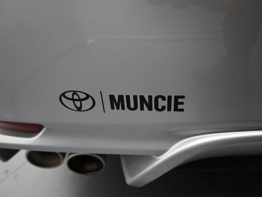Used 2021 Toyota Camry XSE FWD image 39
