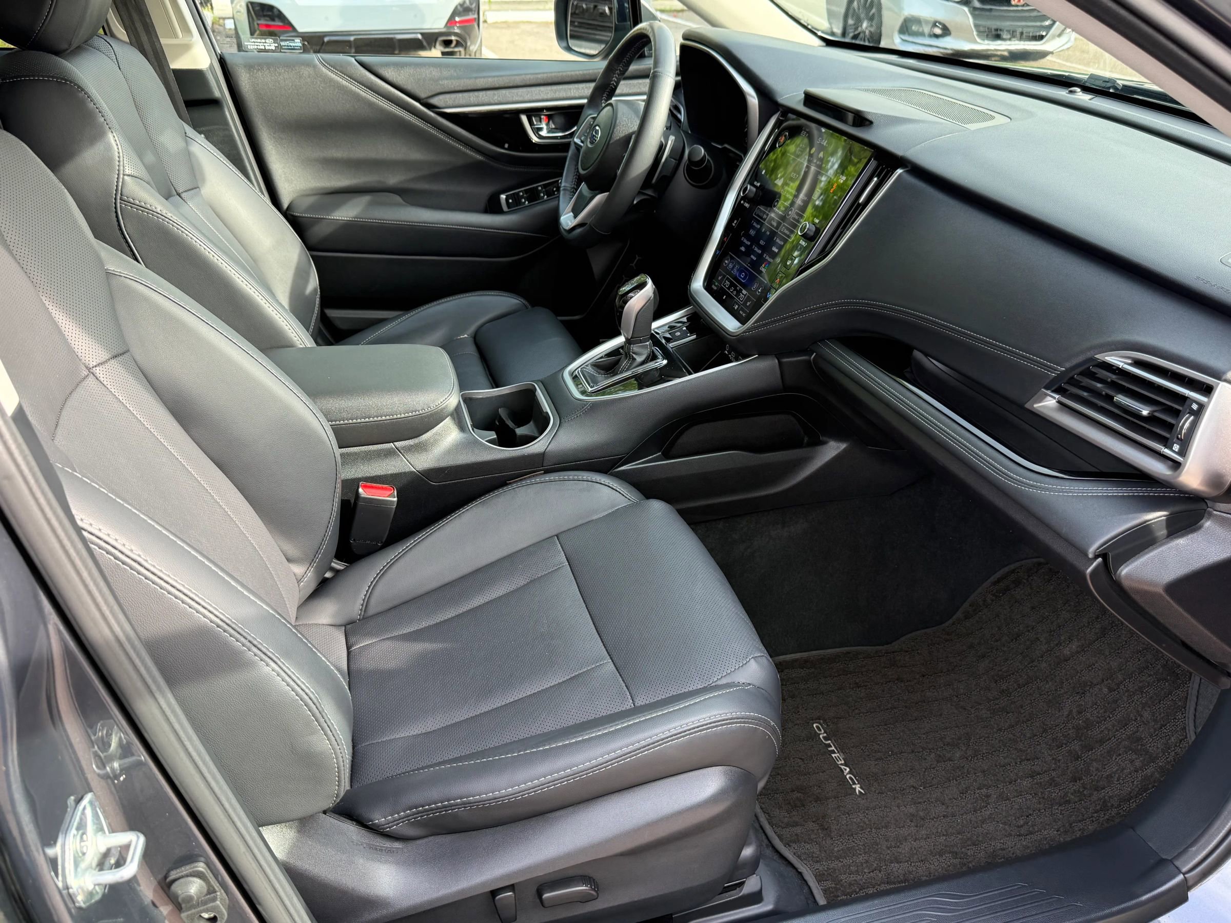 Used 2023 Subaru Outback Limited AWD/4WD image 13