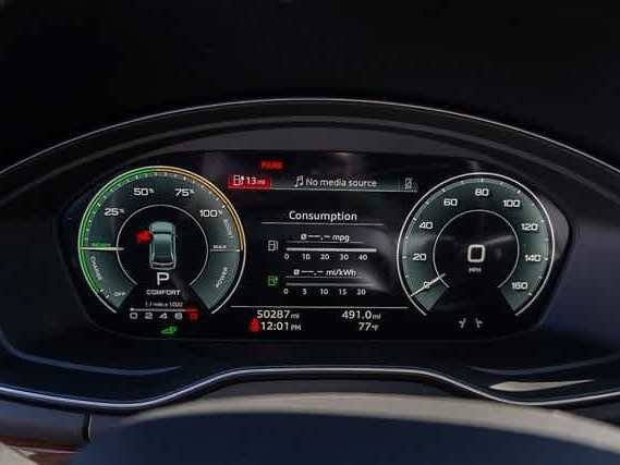 Used 2023 Audi Q5 e Premium Plus w/ Premium Plus Package image 27