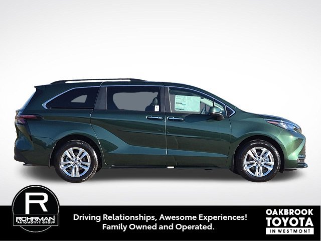 New 2026 Toyota Sienna XLE FWD image 4