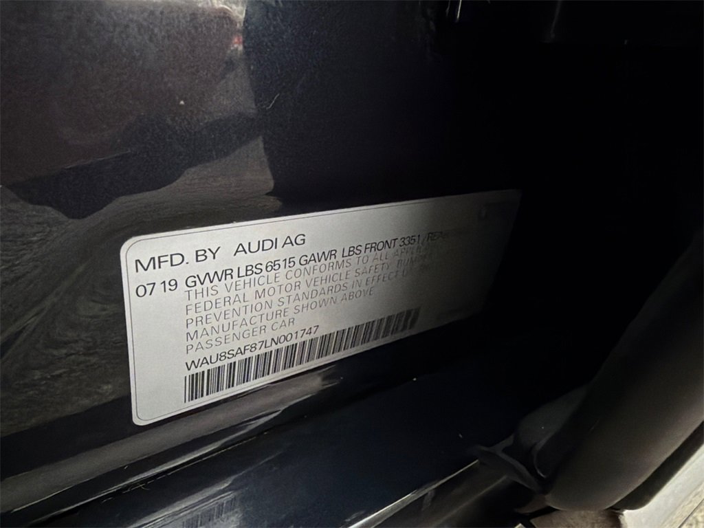 Used 2020 Audi S8 L image 39