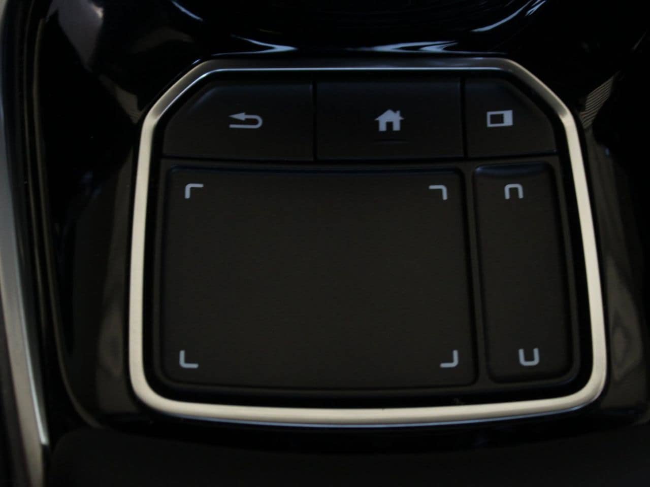 Certified 2025 Acura RDX SH-AWD image 32