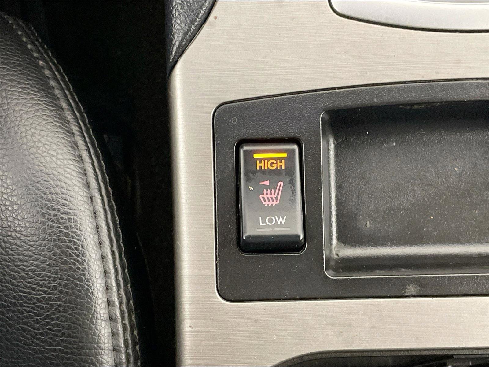 Used 2014 Subaru Outback 2.5i Limited w/ Moonroof Package image 22