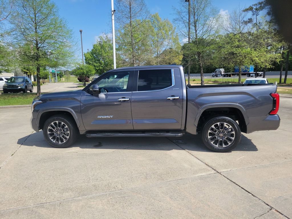 Used 2025 Toyota Tundra Limited image 2