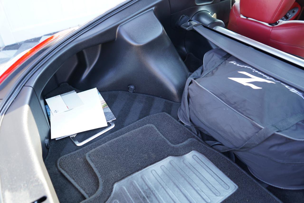 Used 2010 Nissan 370Z Touring w/ Sport Pkg image 43