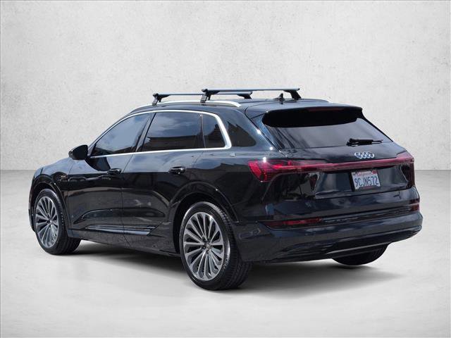 Used 2019 Audi e-tron Prestige w/ Prestige Package AWD/4WD image 8