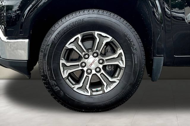 Used 2022 GMC Sierra 1500 SLT w/ SLT Convenience Package AWD/4WD image 35
