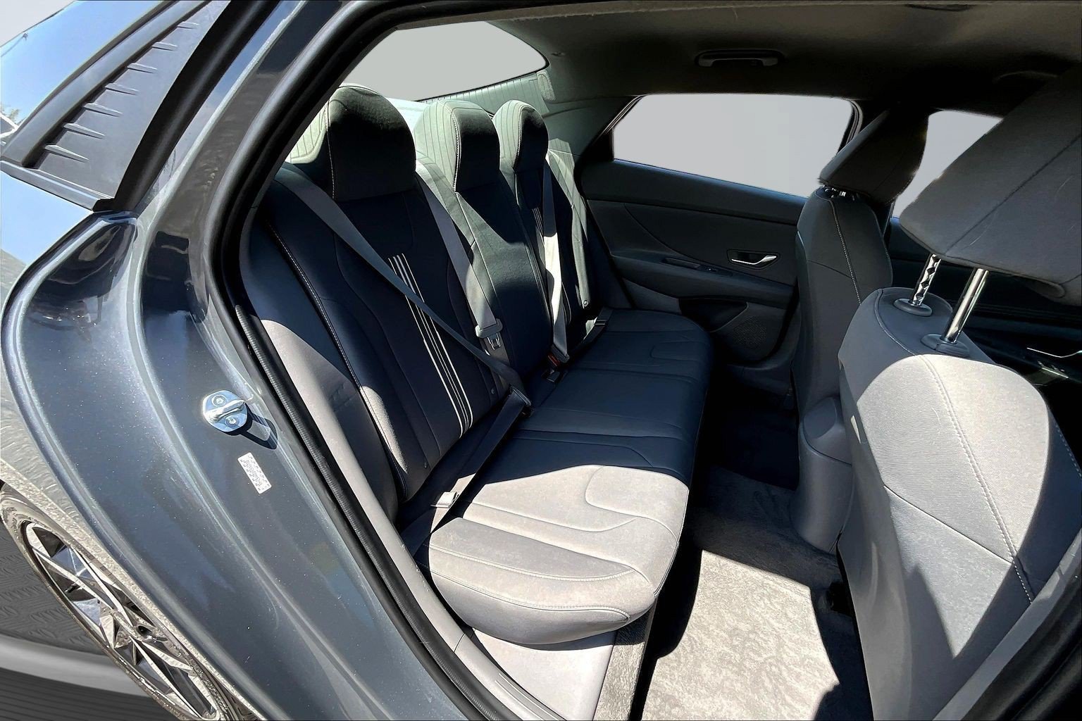Used 2023 Hyundai Elantra SEL w/ Convenience Package FWD image 21