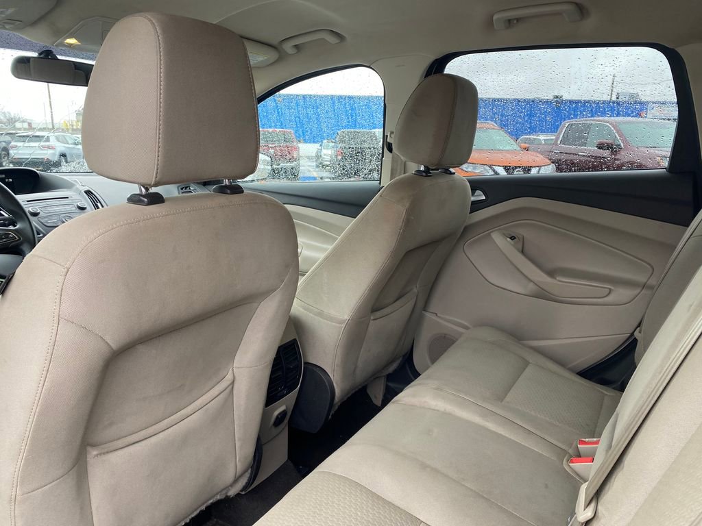 Used 2017 Ford Escape SE image 14