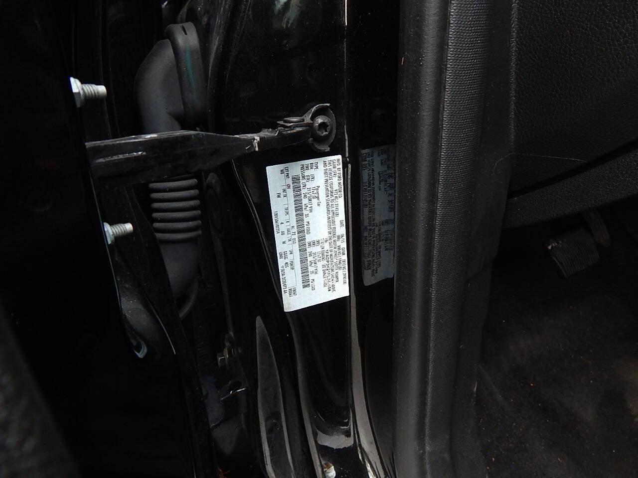 Used 2015 Ford Focus SE w/ Equipment Group 201A image 28