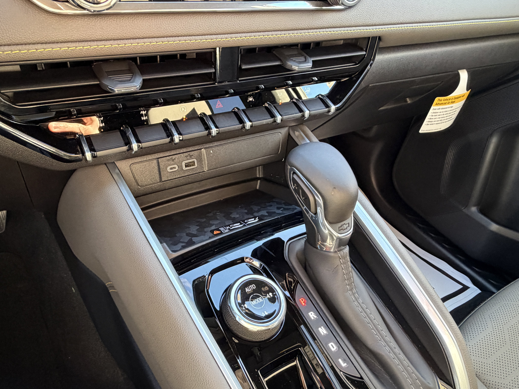 New 2026 Chevrolet Colorado ZR2 AWD/4WD image 11