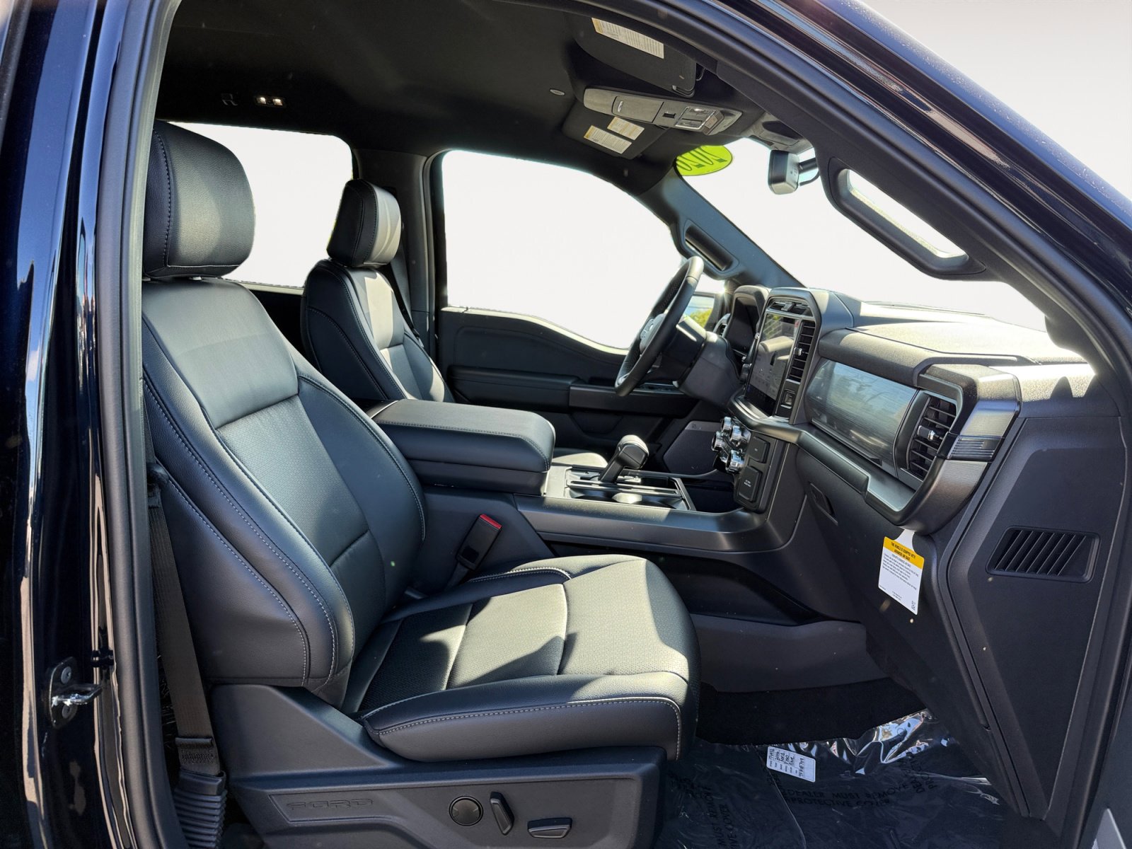 New 2026 Ford F150 Lariat w/ Equipment Group 501A Mid AWD/4WD image 19