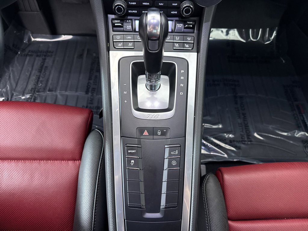 Used 2018 Porsche 718 Cayman image 22