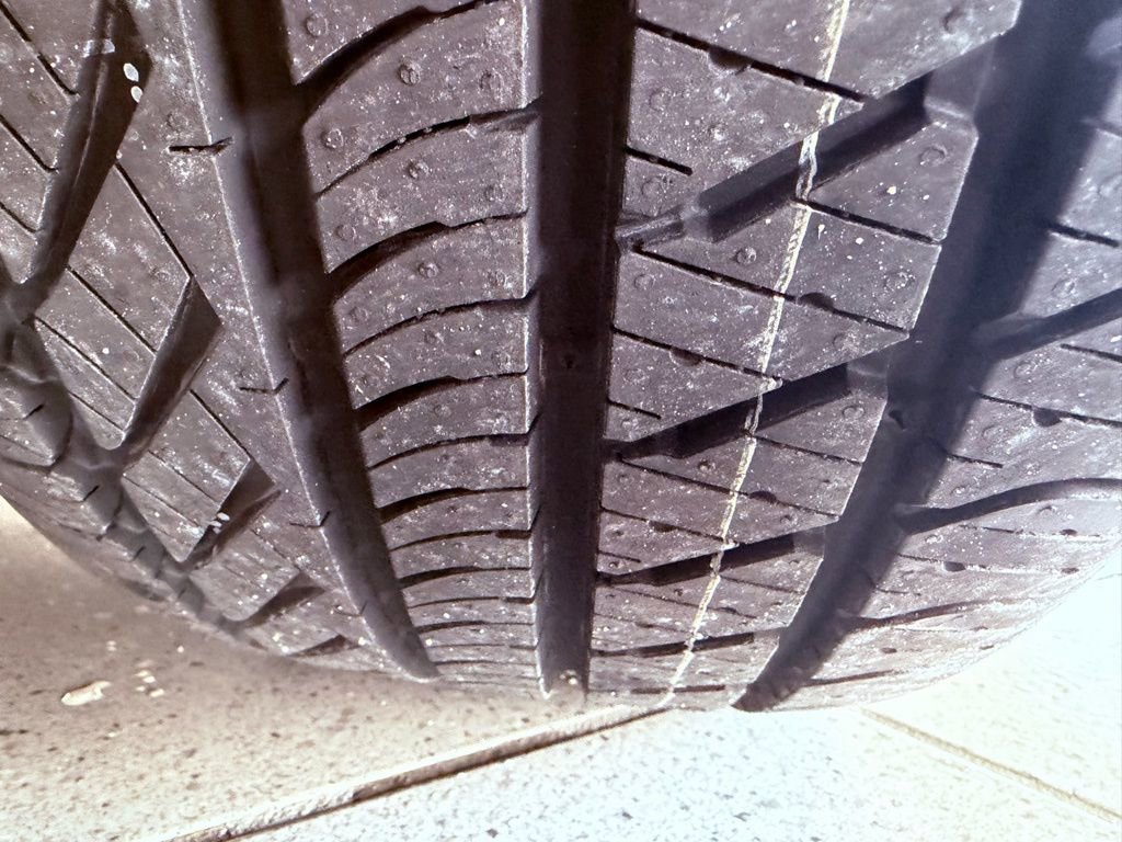 Certified 2024 Lexus ES 350 w/ Premium Package image 16