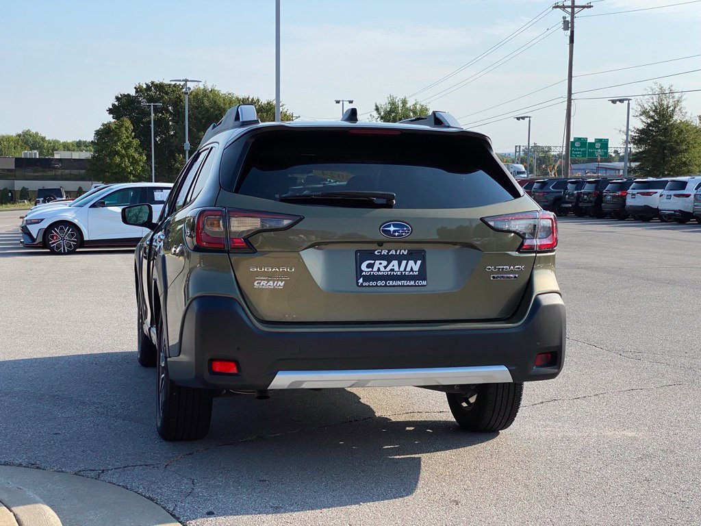 Used 2024 Subaru Outback Touring AWD/4WD image 5