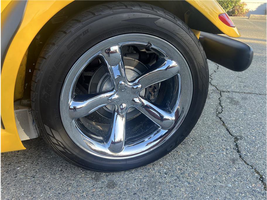 Used 2000 Plymouth Prowler image 9