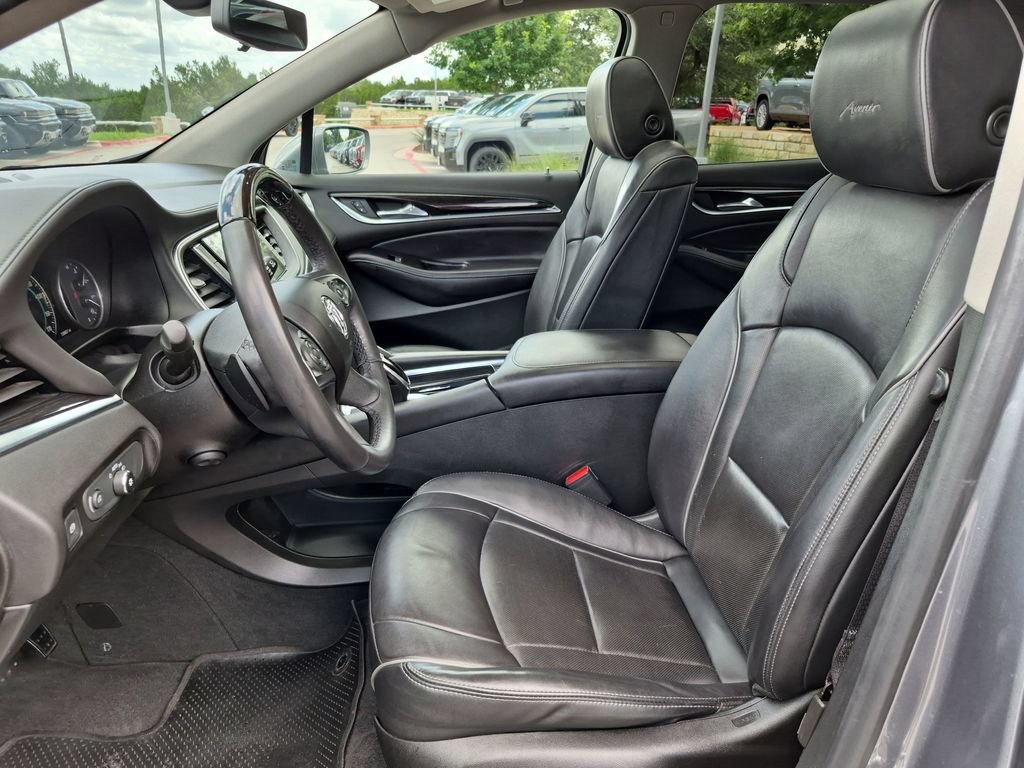 Used 2019 Buick Enclave Avenir w/ Avenir Technology Package FWD image 21