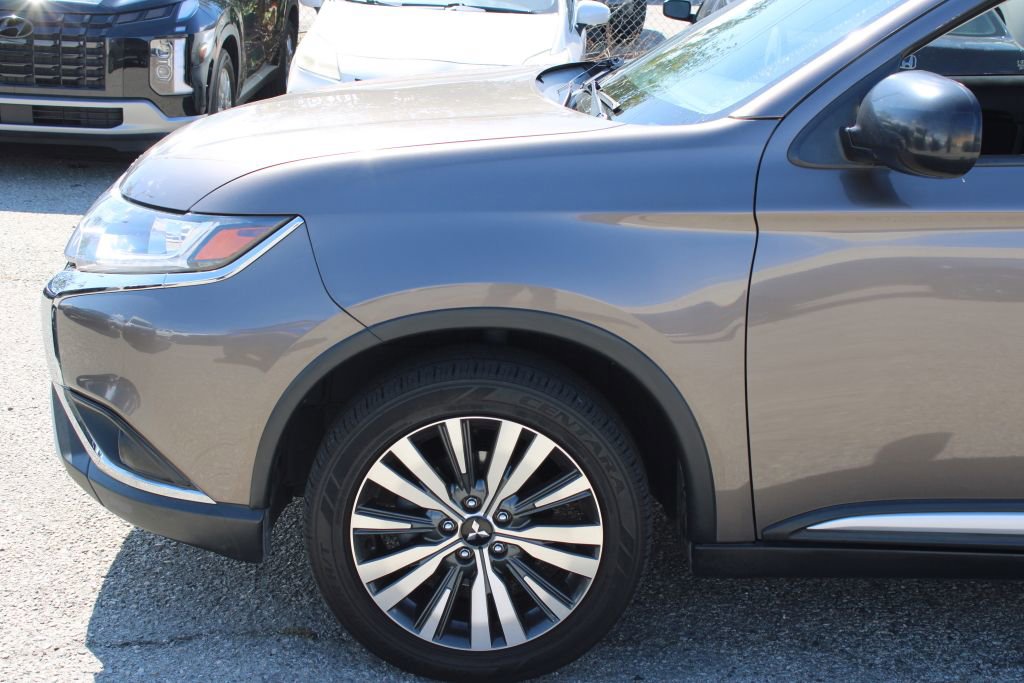 Used 2019 Mitsubishi Outlander ES FWD image 7