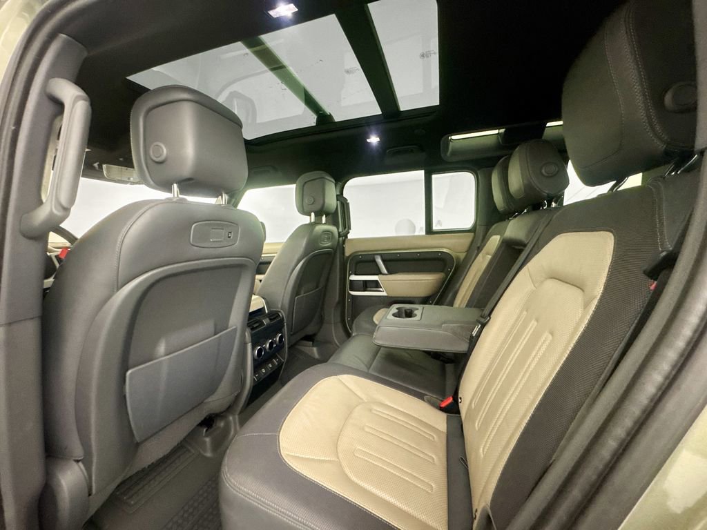 Used 2021 Land Rover Defender 110 X-Dynamic HSE image 23