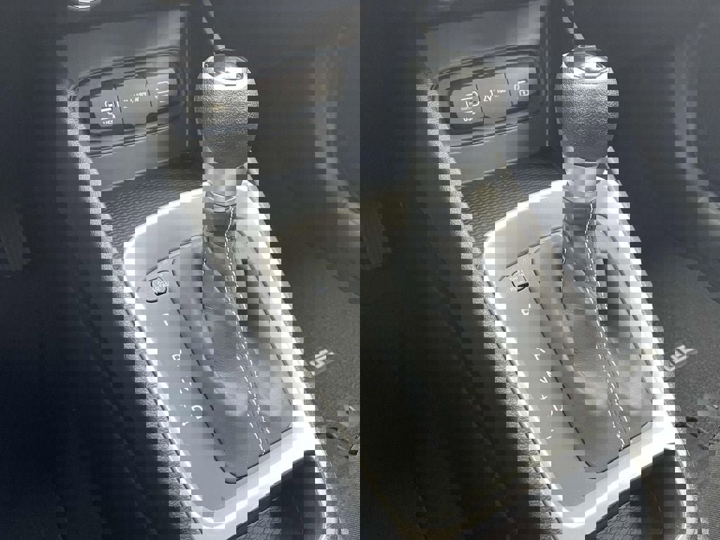 New 2026 Hyundai Venue SE image 16