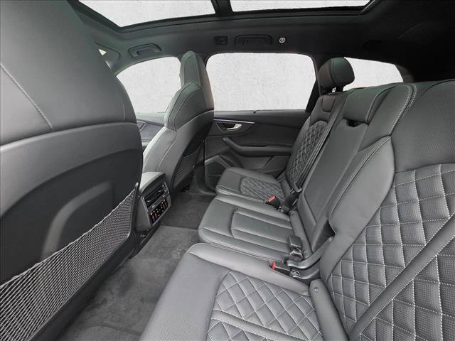 New 2026 Audi SQ7 Premium Plus AWD/4WD image 18