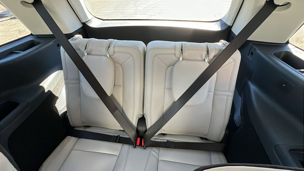 New 2026 Lincoln Aviator Reserve image 8