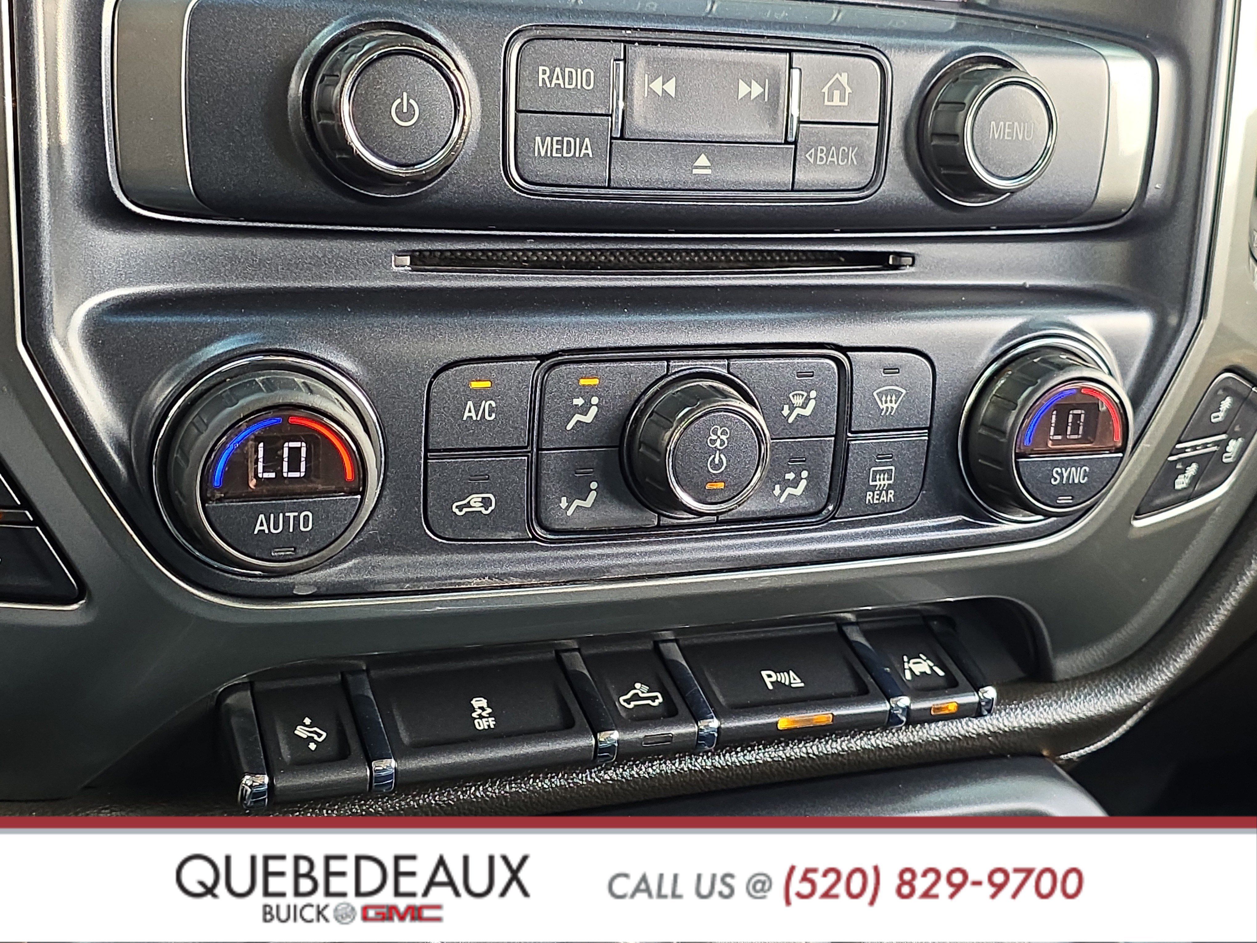 Used 2018 Chevrolet Silverado 1500 LTZ w/ LTZ Plus Package AWD/4WD image 20